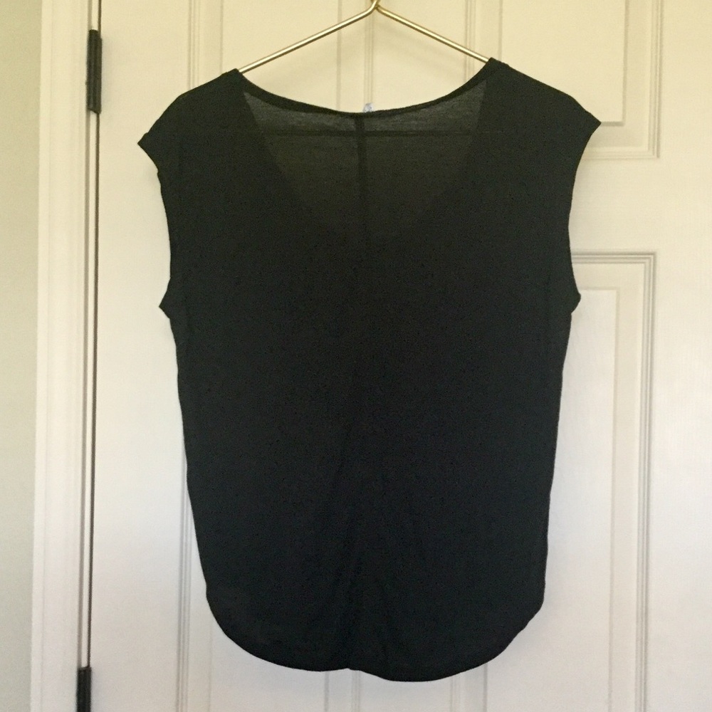 Like New Rip Curl Tee - Picture 2 of 2
